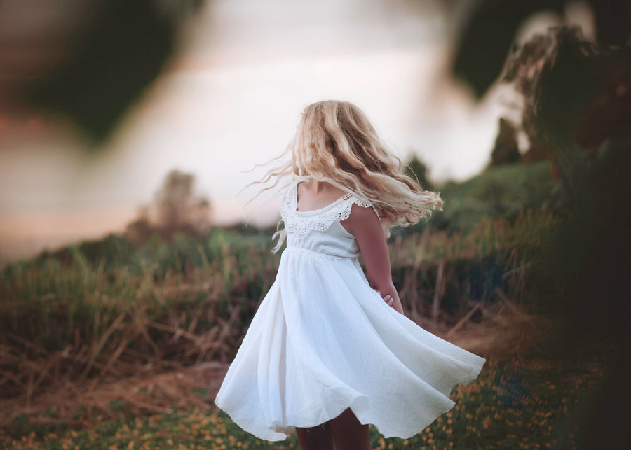CLEARANCE White Girls Flower Girl Dress - White Lace Dress - Hawaii Wedding - Portrait Dress - Baptism Dress - Twirly Girls Dress