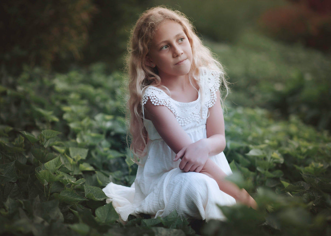 SALE White Girls Flower Girl Dress - White Lace Dress - Hawaii Wedding bitty bambu SALE White Girls Flower Girl Dress - White Lace Dress - Hawaii Wedding bitty bambu